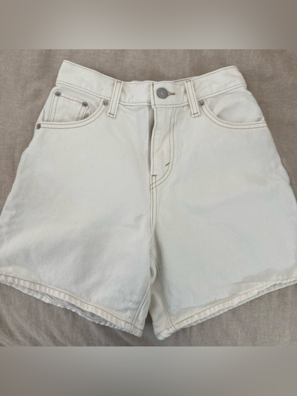 Levi’s Premium High Baggy Shorts